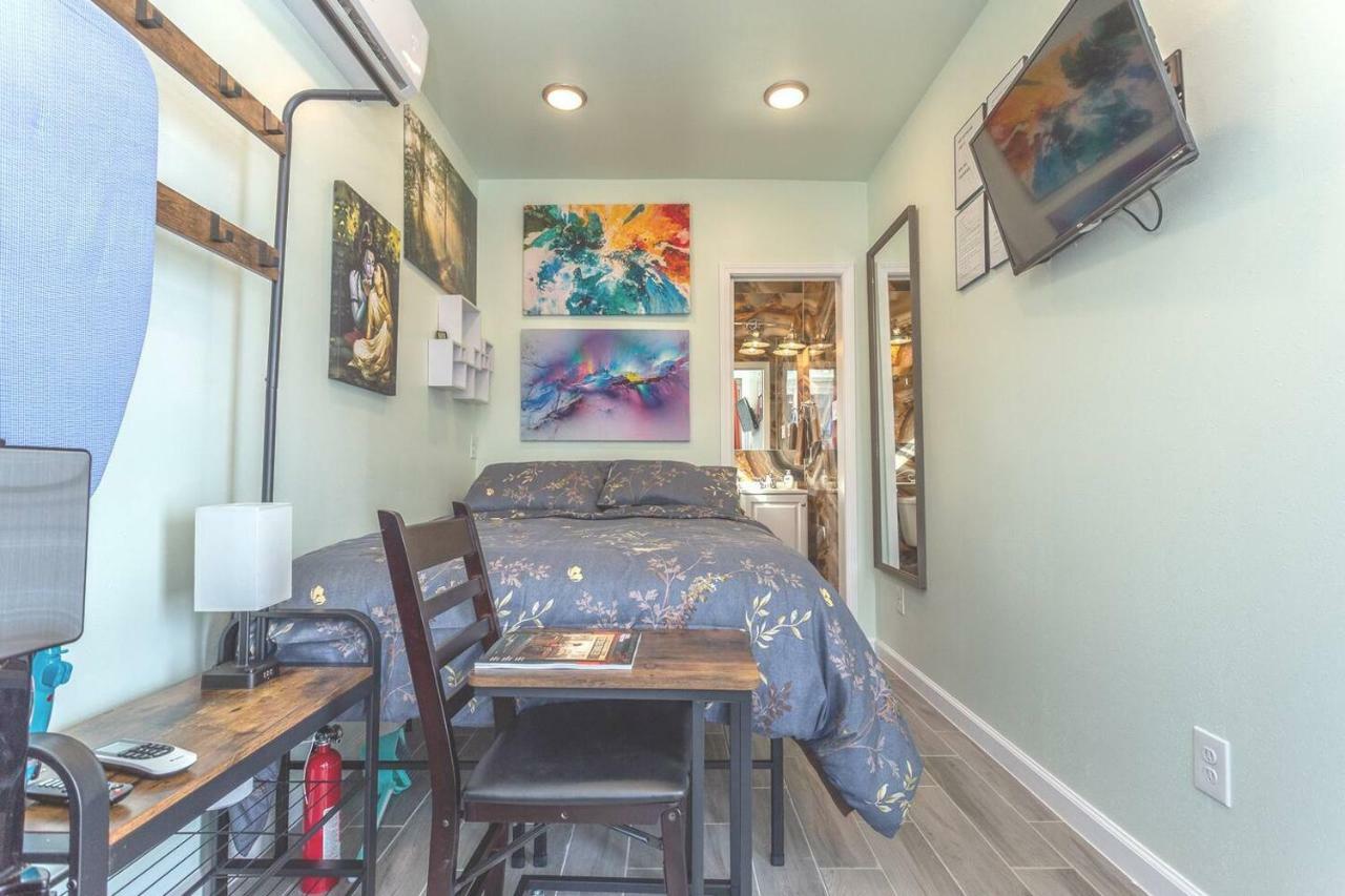 East Downtown Micro-Luxe Container Living Pod #9 Apartment Houston Ngoại thất bức ảnh